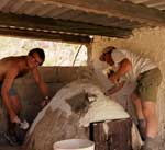 7 agosto 2003, Riserva di Torre Salsa - manutenzione forno casa campo di volontariato